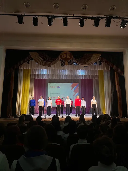 _ajduyLv46M